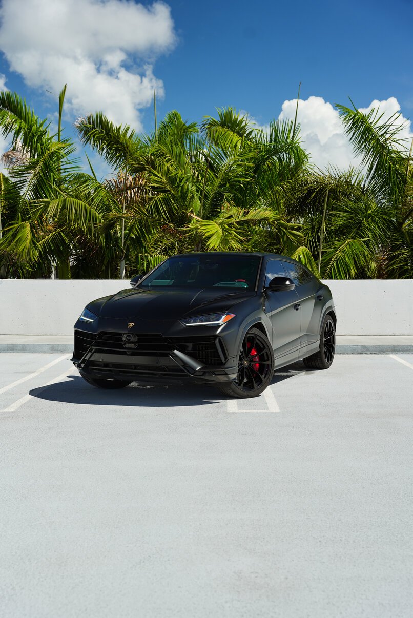 Rent Lamborghini Urus S Black in Miami – Exotic SUV Hire