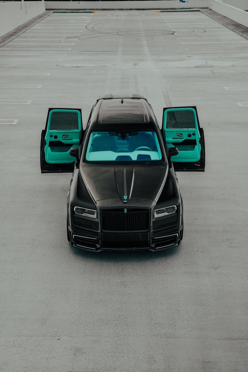 Rent Rolls-Royce Mansory Cullinan in Miami – Luxury SUV Hire