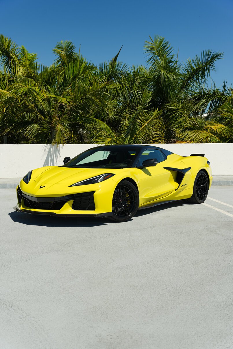 Rent Corvette C8 Z06 Yellow Convertible in Miami – Exotic Car Rental