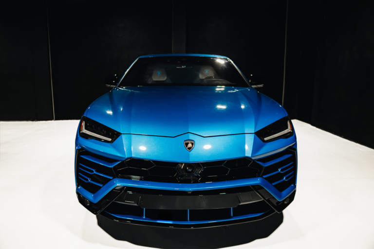 Lamborghini Urus Blue rental Miami