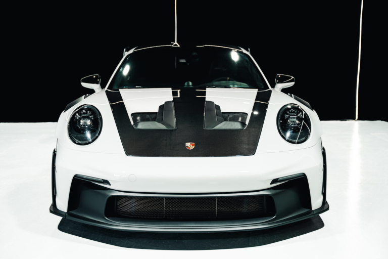 Porsche 911 GT3 RS (992) White rental Miami