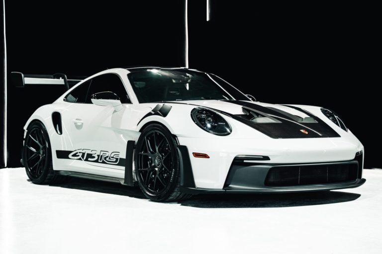 Porsche 911 GT3 RS (992) rental Miami