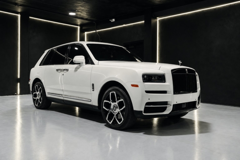 Rolls-Royce Cullinan Series I rental Miami