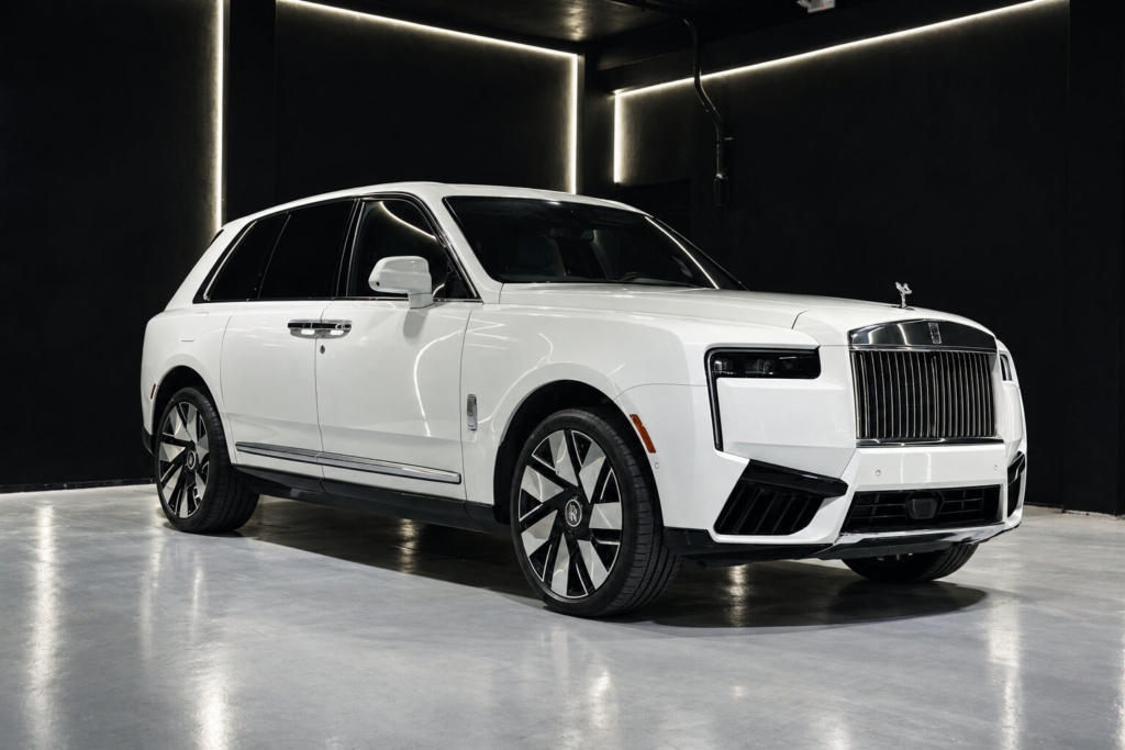 Rolls-Royce Cullinan Series II Rental Miami
